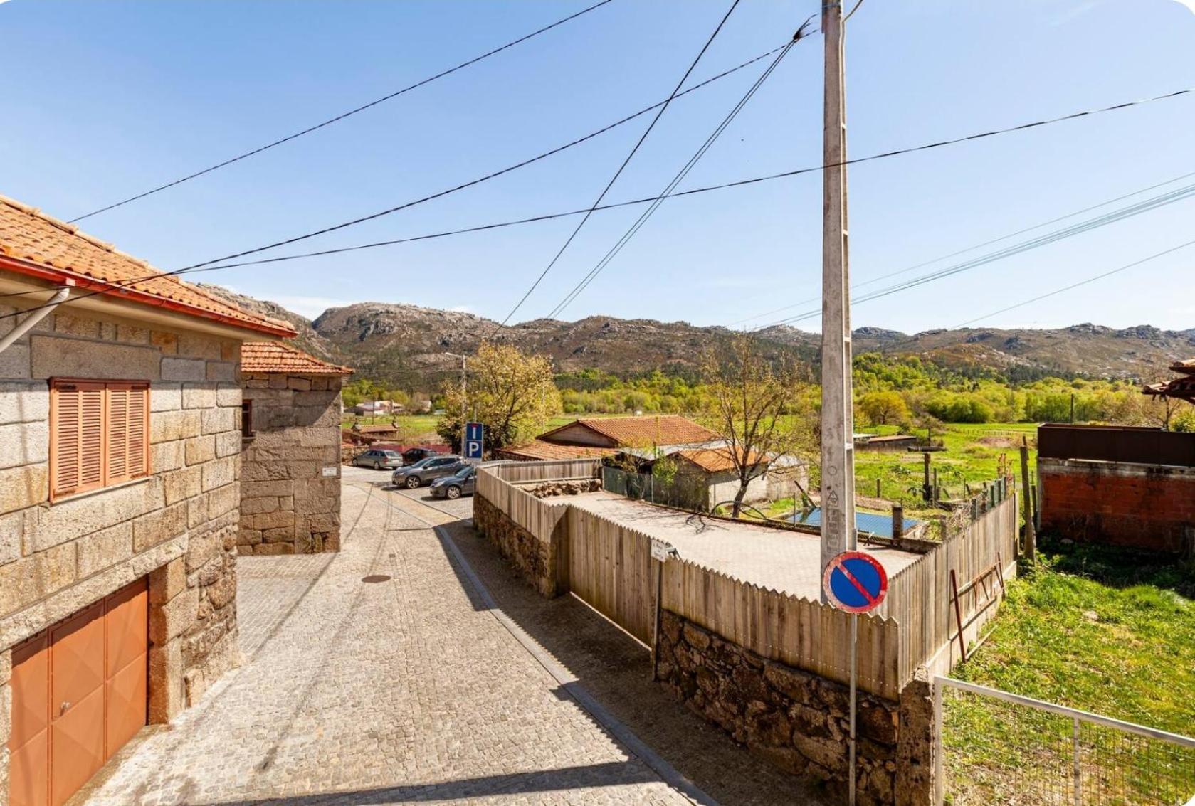 Casa Da Fonte Geres Apartment Campo do Geres Ngoại thất bức ảnh