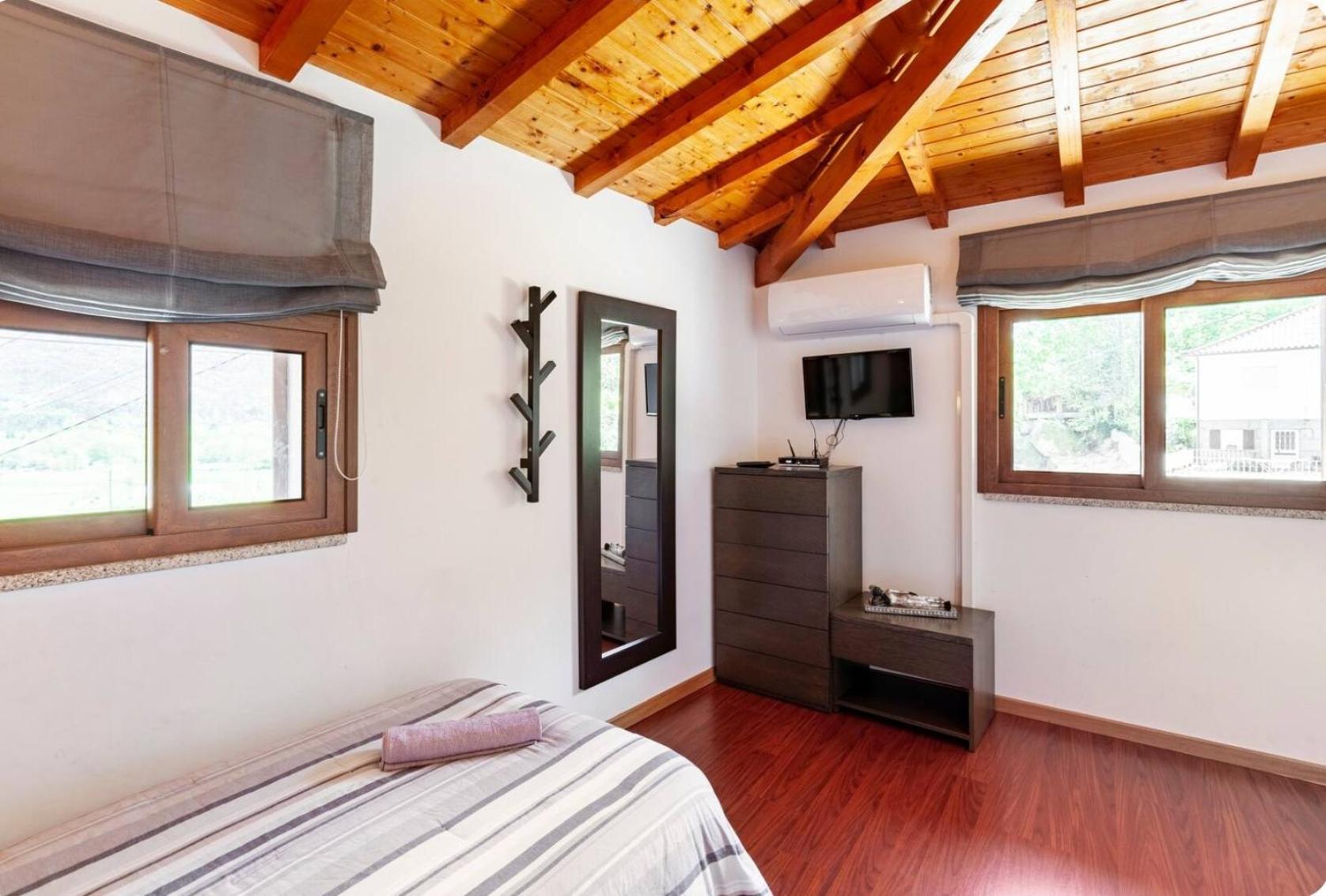 Casa Da Fonte Geres Apartment Campo do Geres Ngoại thất bức ảnh